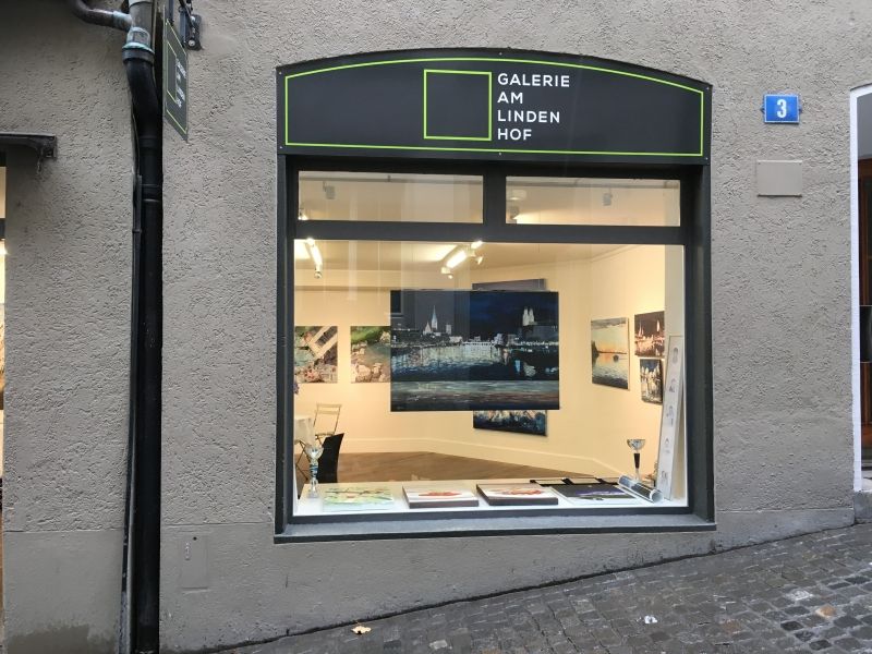 Ausstellung HelOé, Lindenhof Zürich